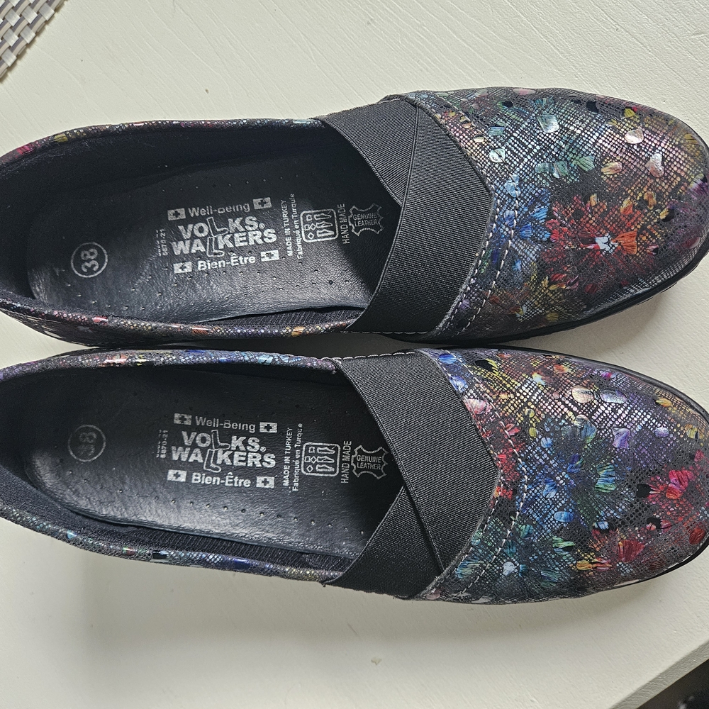 Black Cosmic Patterned Flats